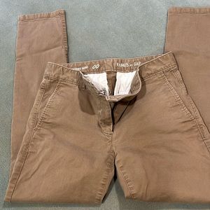 Gap 00 khaki